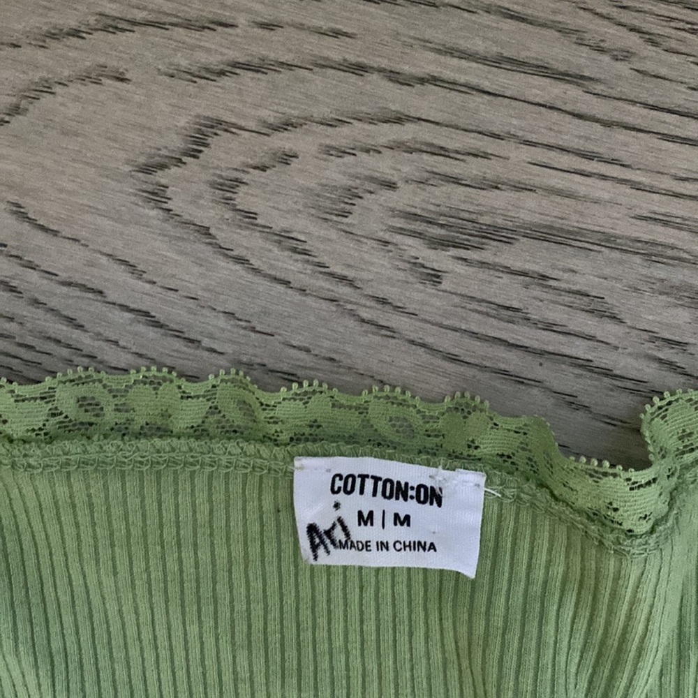 green basic top with open chest - Picture 2 of 2